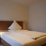 Vossbur Hotell 3*