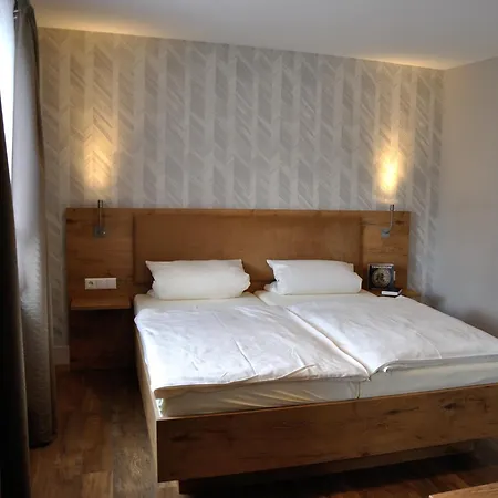 Отель Vossbur Toppenstedt