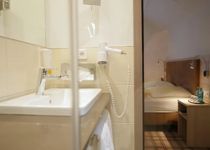 Gasthof Vossbur Toppenstedt